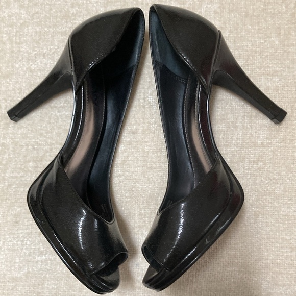 ALFANI CLASSY BLACK TOELESS STILETTO HEELS - Picture 1 of 6